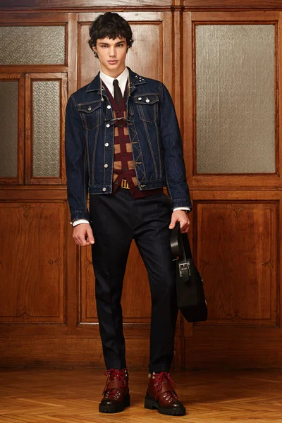 Look 9